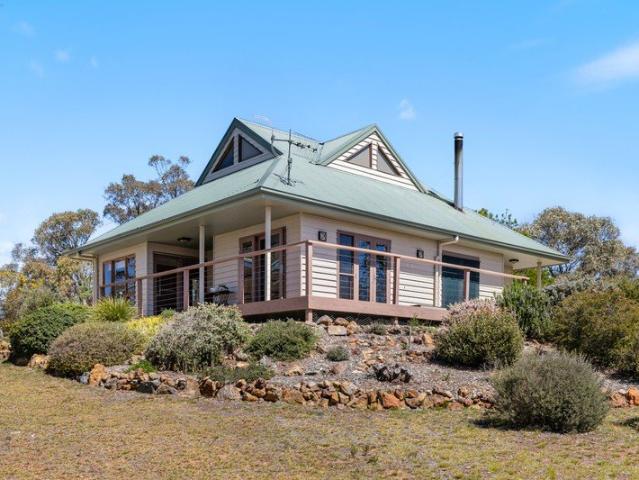 Cottage for sale in Berridale, Snowy Monaro Regional Council