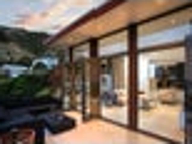 House for sale in Chaslands, Canterbury