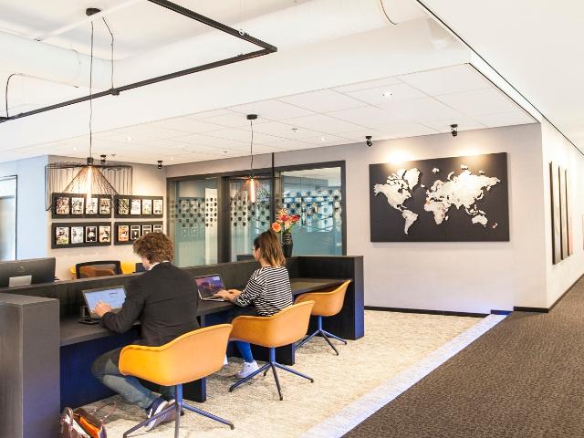 Bedrijfspand te huur in Zuid, Amsterdam