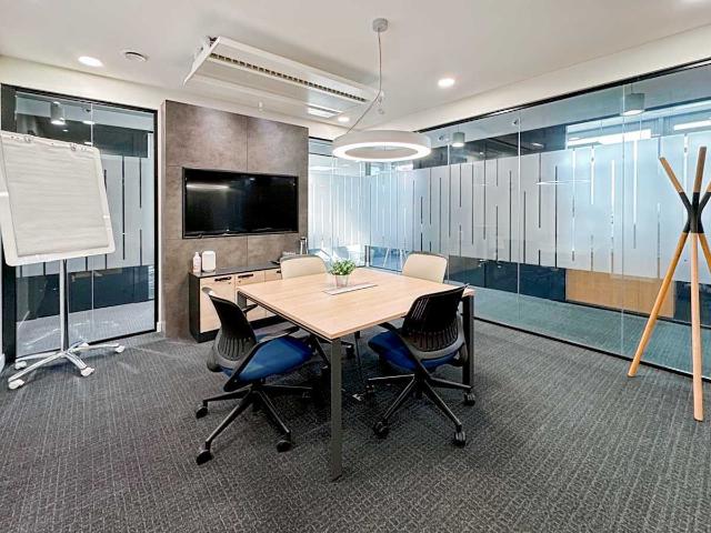 Büro mieten in Meyrin