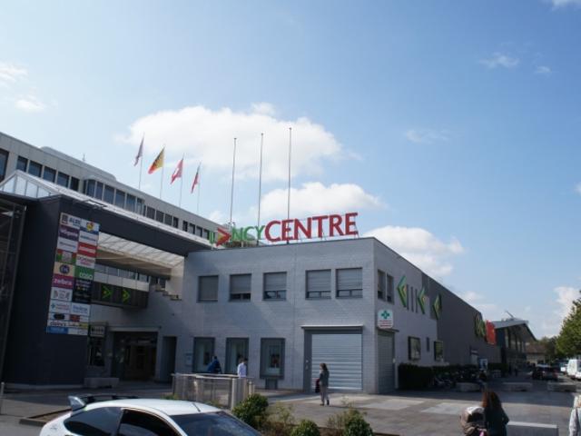 Atelier mieten in Lancy