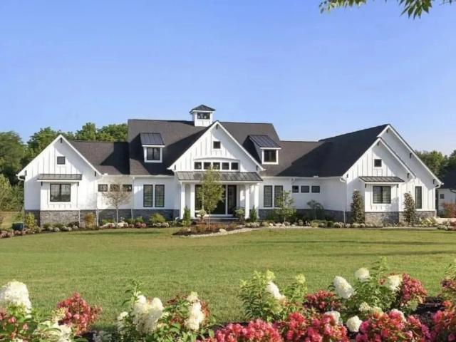 House for sale in Sialkot, Islamabad Capital Territory