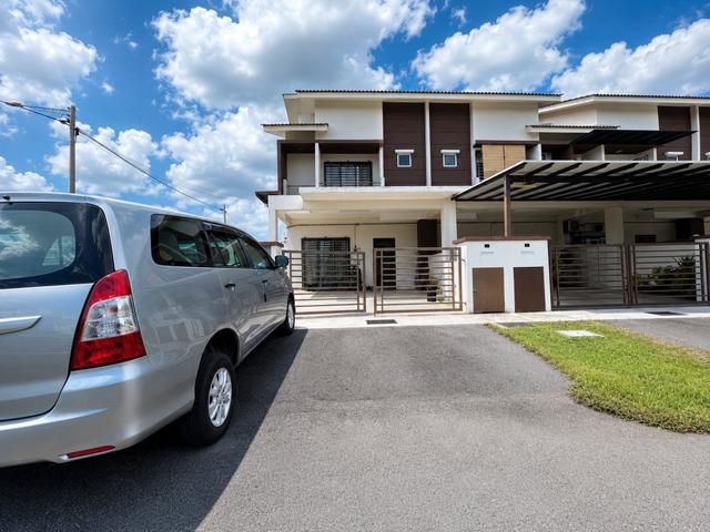 Terraced House for sale in Tanjong Sepat, Selangor