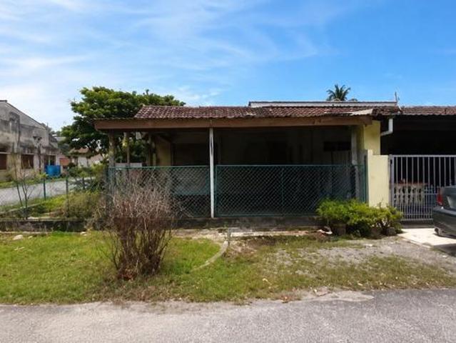 Terraced House for sale in Kuala Selangor, Selangor