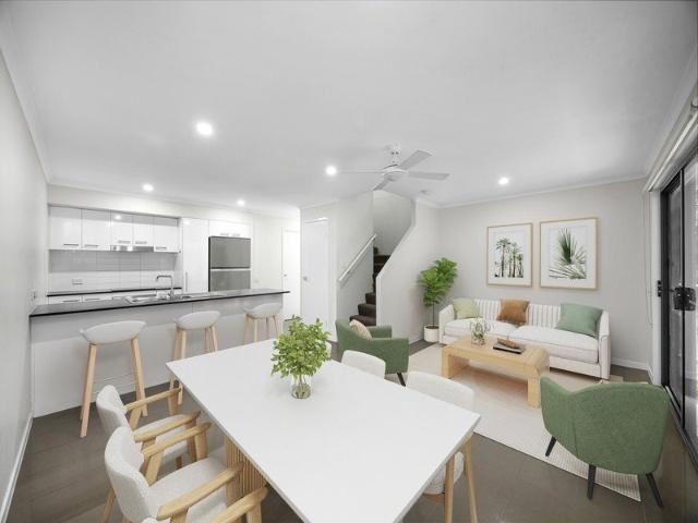 Townhouse for sale in Kings Creek, Queensland