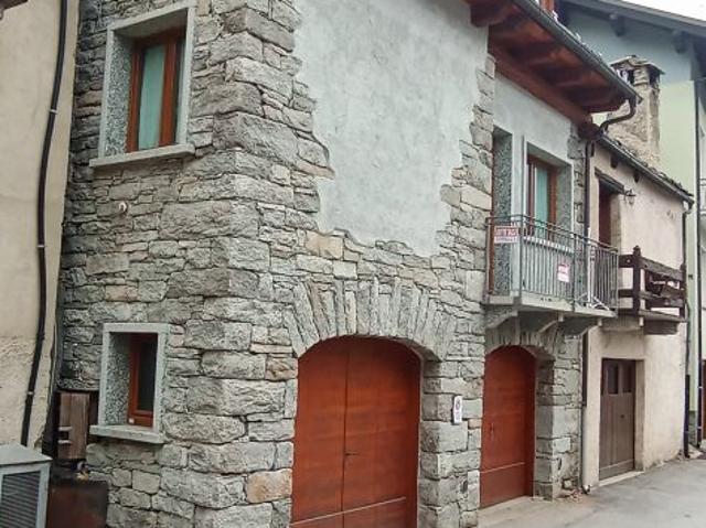 Villa Indipendente in affitto a Piemonte, Verbano-cusio-ossola