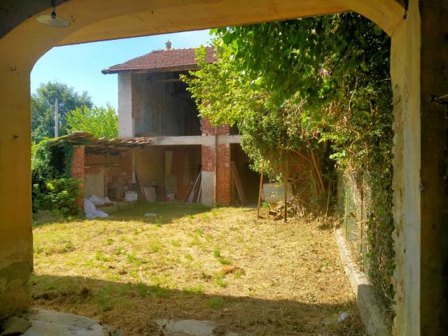 Villa Indipendente in vendita a Sumirago, Lombardia