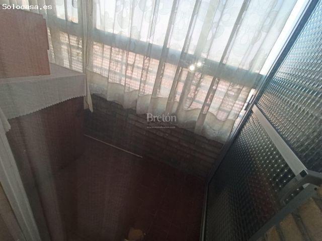 Piso en alquiler en Delicias, Zaragoza