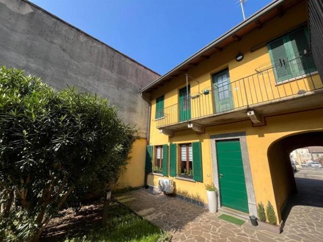 Appartamento in vendita a Seveso, Lombardia