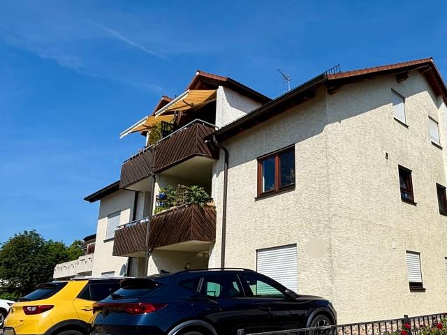 Dachgeschosswohnung kaufen in Bad Friedrichshall, Baden-Württemberg