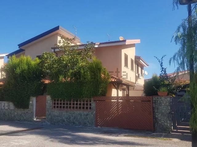 Casa in vendita a Calabria, Vibo Valentia