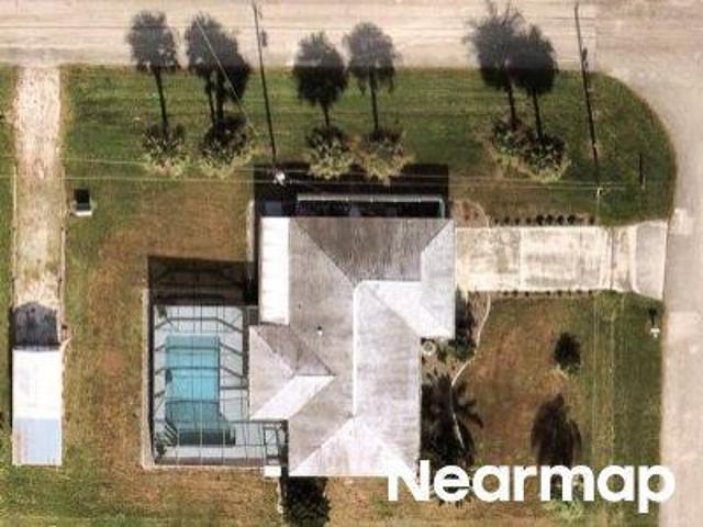 House for sale in Alva, Florida
