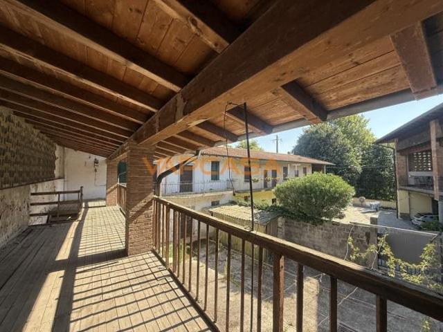 Villa Indipendente in vendita a Pontoglio, Lombardia