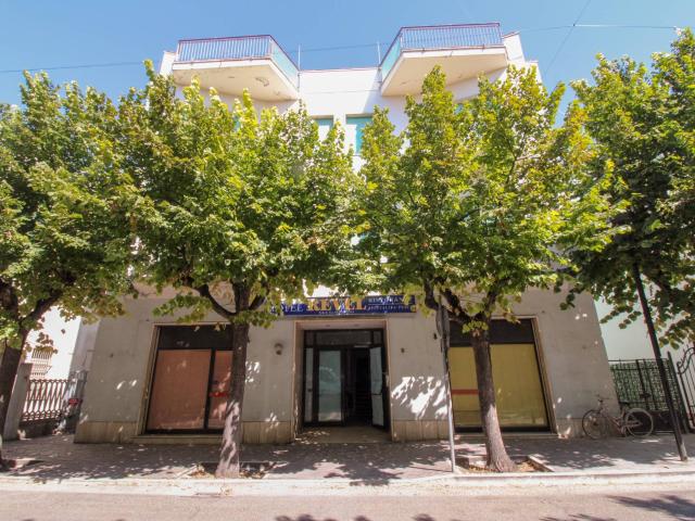 Palazzo in vendita a Giulianova, Abruzzo