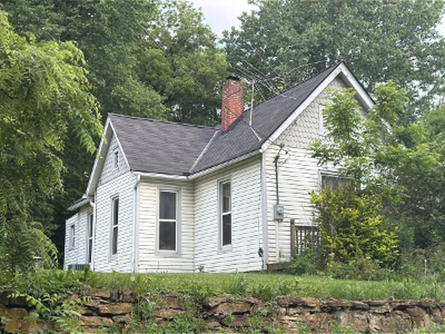 House for sale in Dearborn, Missouri
