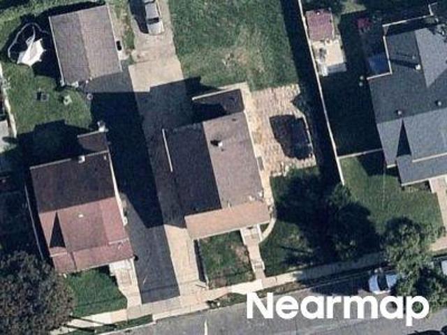 House for sale in Tryon Park, Teaneck Township