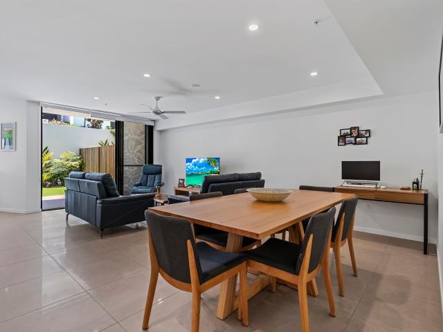 Villa for sale in Kings Creek, Queensland