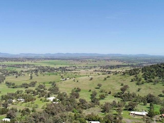 Cottage for sale in Moore Creek, New South Wales