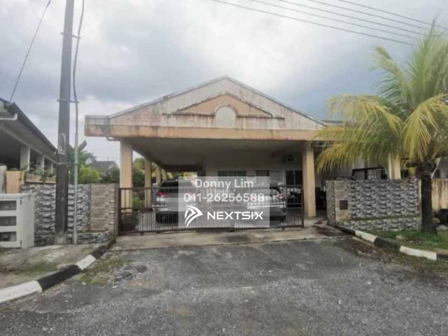 Shop for sale in Country Heights Damansara, Kuala Lumpur