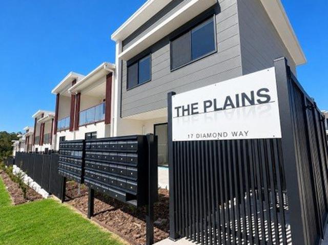 Townhouse for rent in Toombul, Queensland