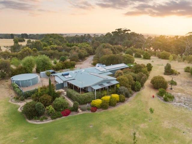 House for sale in Dereel, Victoria