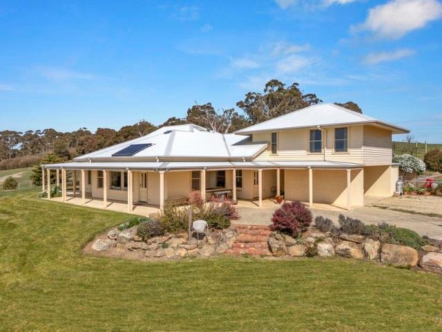 Acreage for sale in Highlands, Victoria