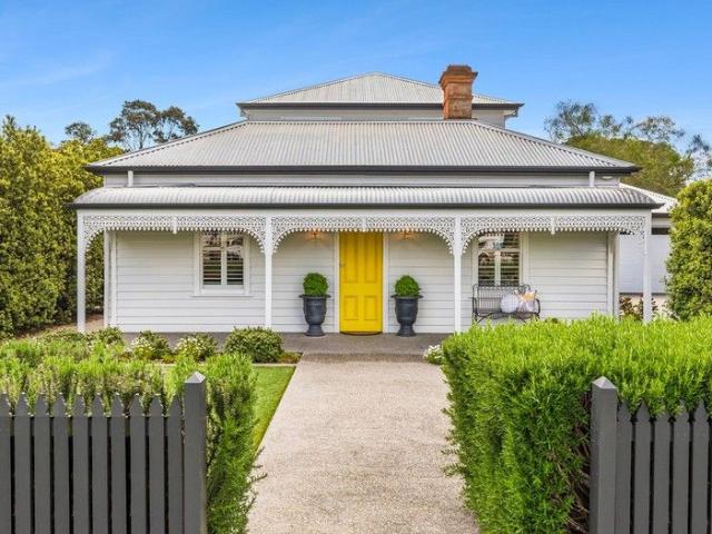 House for sale in Hesse, Victoria