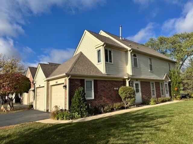 House for sale in Elk Grove Village, Illinois