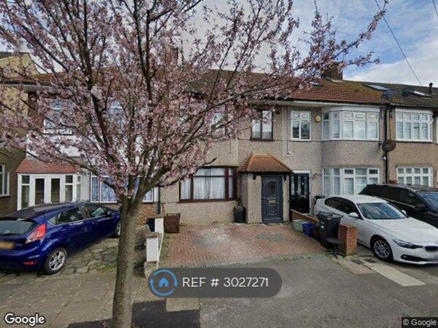 House for rent in Hainault, Greater London
