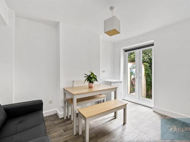 House for rent in Hanover & Queen's Park, Brighton