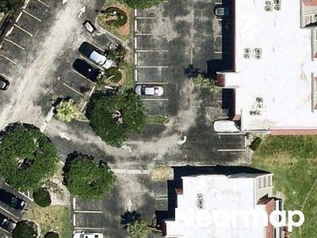 Condo for sale in International Village, Lauderhill
