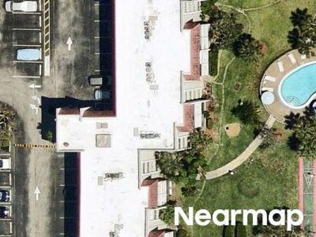 Property for sale in International Village, Lauderhill