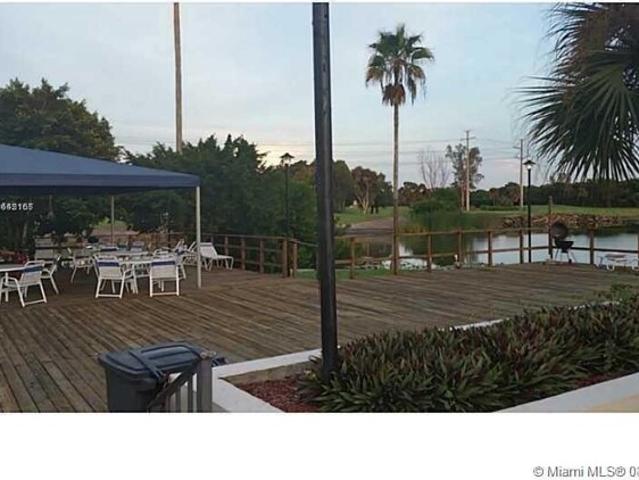 Condo for sale in Lauderhill