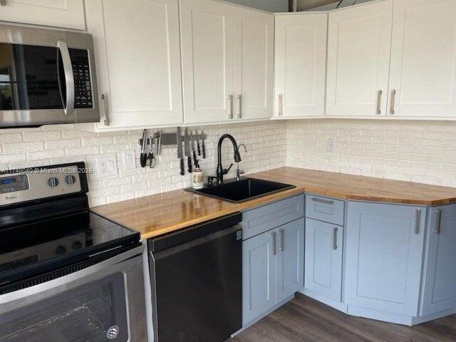 Condo for sale in Lauderhill