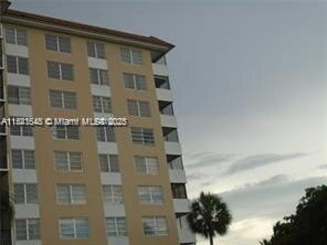 Condo for sale in Lauderhill