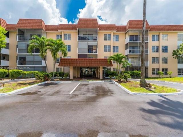 Condo for sale in Lauderhill