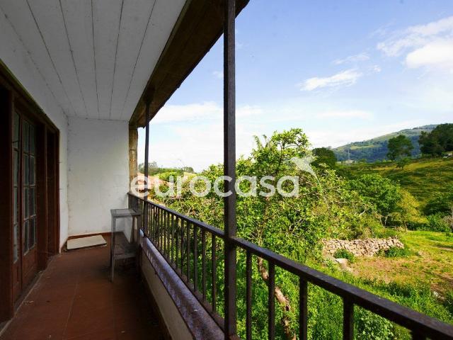Casa en venta en Puente Viesgo, Cantabria