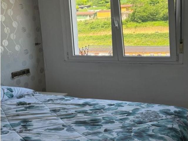 Piso en venta en Castandiello, Langreo