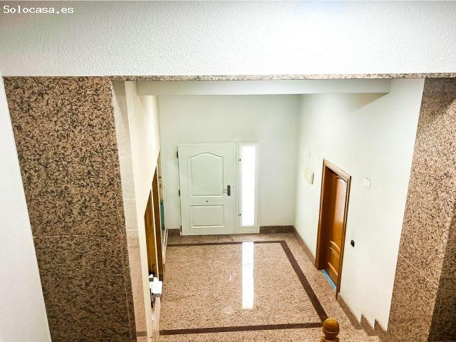 Piso en venta en La Cruz, el Vinalopó Mitjà / El Vinalopó Medio