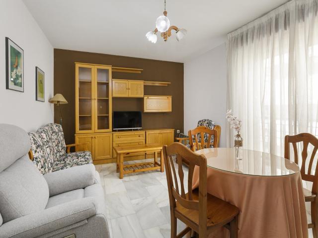 Piso en venta en Rosaleda, Granada