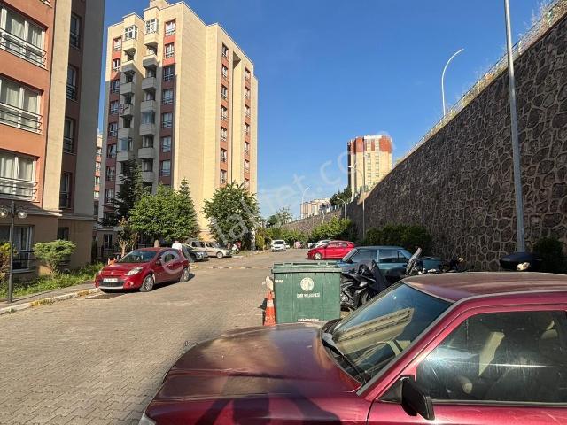 İzmit, Kocaeli içerisinde kiralık mülk