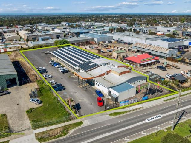 Warehouse for sale in Somerville, Melbourne