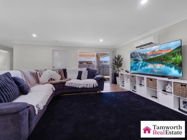 Duplex for sale in Kootingal, New South Wales