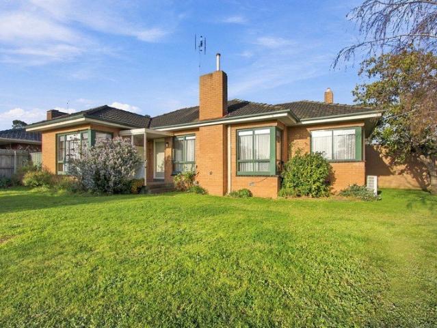 House for sale in Maffra, Victoria