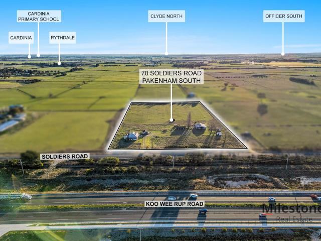 House for sale in Pakenham South