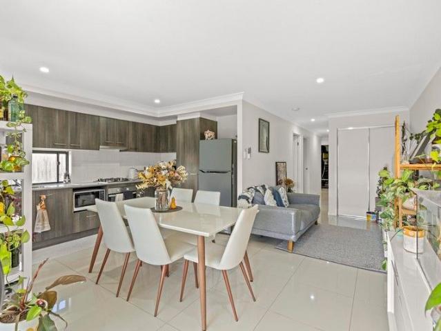 Flat for sale in Wyreema, Queensland