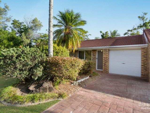 Villa for sale in Fernbrook, Queensland