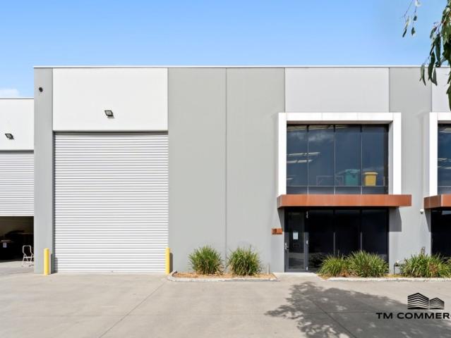 Warehouse for sale in Carrum Downs, Melbourne