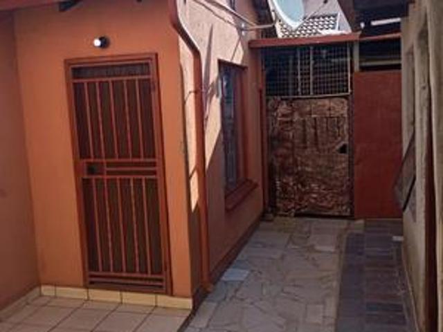 House for sale in Waterkloof, Gauteng