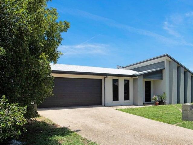 House for sale in Blacks Beach